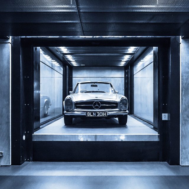 Vehicles - Reliable Vehicle Lifts for Modern Architecture